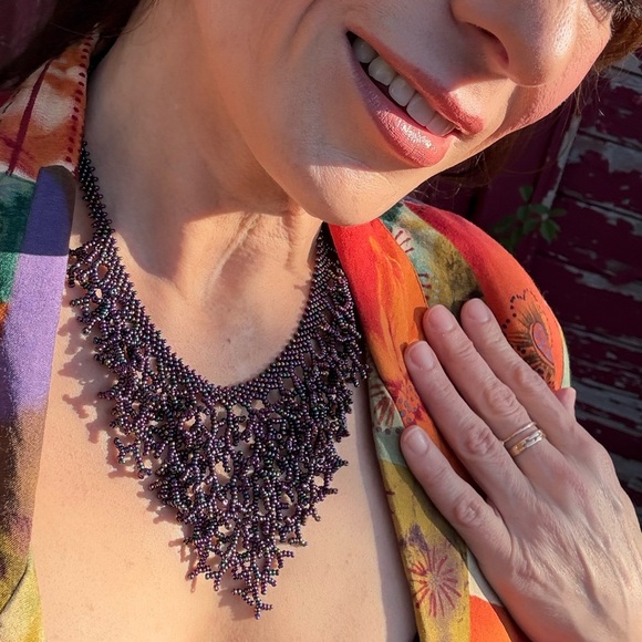 Beautiful Handmade Beaded Vine Necklace - Picture 3 of 6